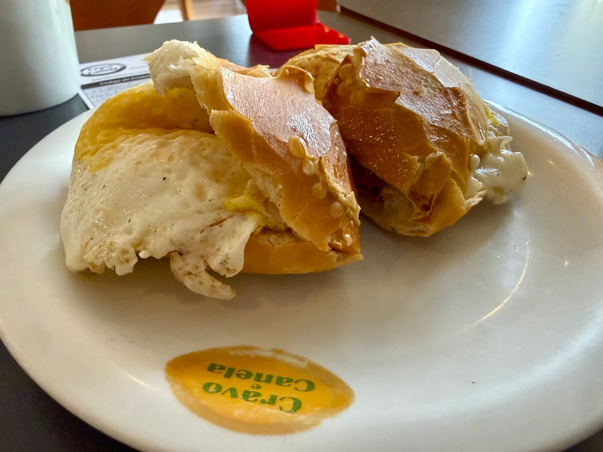 Cravo & Canela Padaria e Café